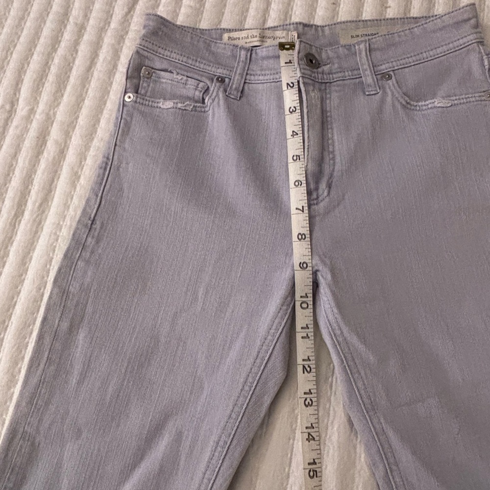 : : PILCRO Straight Leg Light Wash Distressed Jeans : : - Picture 7 of 16